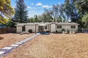 2460 W Dry Creek Rd, Healdsburg, CA 95448 - Photo 33