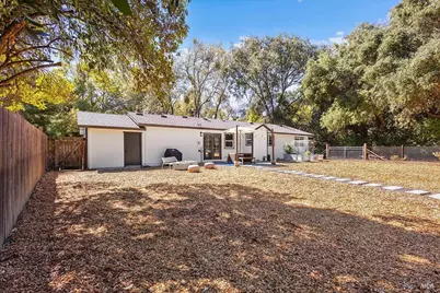 2460 W Dry Creek Road, Healdsburg, CA 95448 - Photo 5