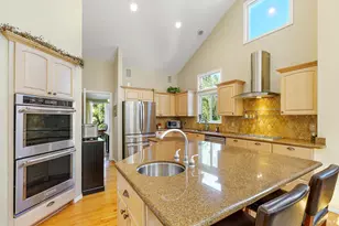 525 Malobar Dr, Novato, CA 94945 - Photo 1