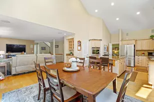 525 Malobar Dr, Novato, CA 94945 - Photo 7