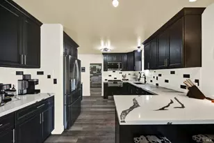 7885 Judy Ln, Vacaville, CA 95688 - Photo 29