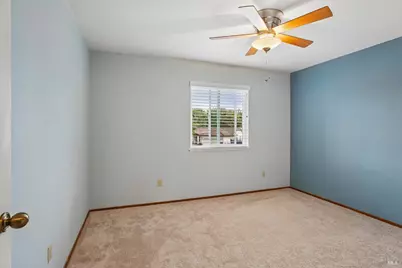 913 Stonewood Court, Vacaville, CA 95687 - Photo 25