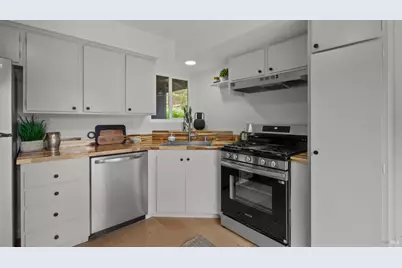 2595 Center Road, Novato, CA 94947 - Photo 9
