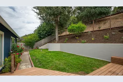 2595 Center Road, Novato, CA 94947 - Photo 3