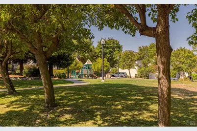 1189 Brighton View Circle, Petaluma, CA 94952 - Photo 67