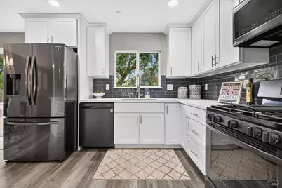 6837 Oak Leaf Drive, Santa Rosa, CA 95409 - Photo 11