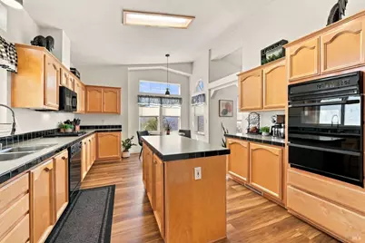 8126 C Street, Windsor, CA 95492 - Photo 15