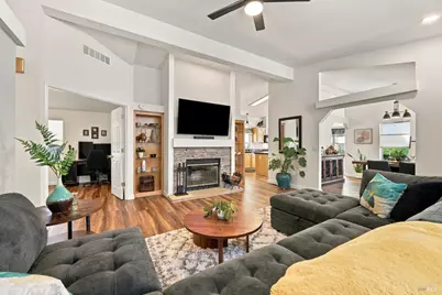 8126 C Street, Windsor, CA 95492 - Photo 7
