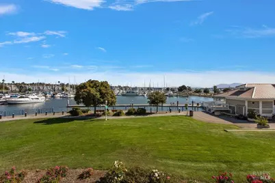 250 E 2nd Street, Benicia, CA 94510 - Photo 3