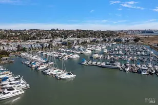 250 E 2nd St, Benicia, CA 94510 - Photo 29