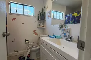 1012 87th Ave, Oakland, CA 94621 - Photo 9