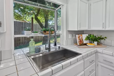105 Victoria Court, Dixon, CA 95620 - Photo 13