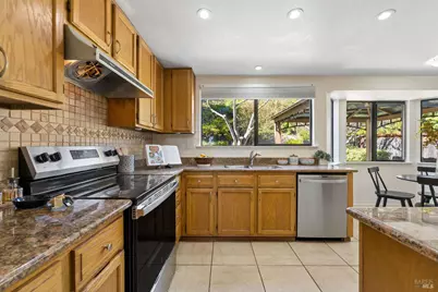 189 Breezewalk Drive, Vallejo, CA 94591 - Photo 27
