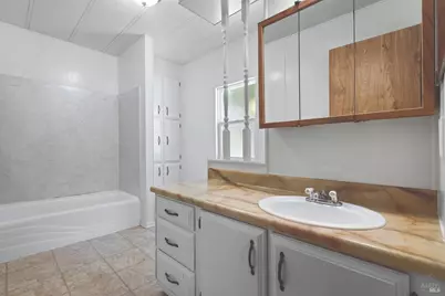 1066 Maple Drive, Windsor, CA 95492 - Photo 7