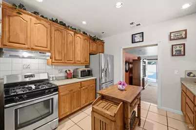 118 Walnut Avenue, Vacaville, CA 95688 - Photo 13