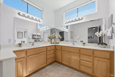 418 Marvin Gardens Drive, Vacaville, CA 95687 - Photo 39