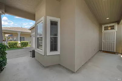 418 Marvin Gardens Drive, Vacaville, CA 95687 - Photo 7