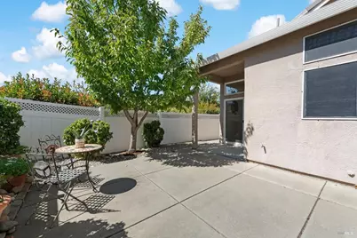 418 Marvin Gardens Drive, Vacaville, CA 95687 - Photo 57