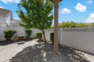 418 Marvin Gardens Dr, Vacaville, CA 95687 - Photo 55
