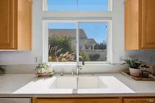 418 Marvin Gardens Dr, Vacaville, CA 95687 - Photo 31