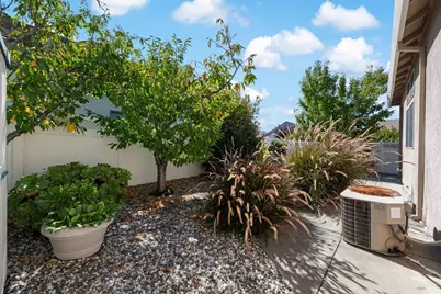 418 Marvin Gardens Drive, Vacaville, CA 95687 - Photo 59