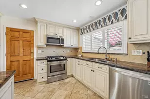 3090 Shane Dr, Richmond, CA 94806 - Photo 15