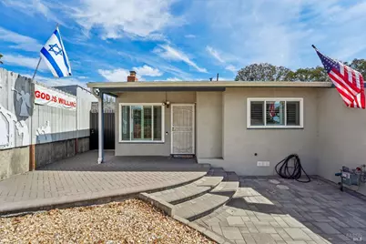 3090 Shane Drive, Richmond, CA 94806 - Photo 3