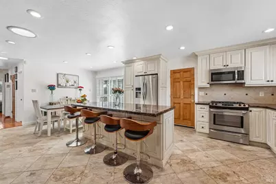 3090 Shane Drive, Richmond, CA 94806 - Photo 11