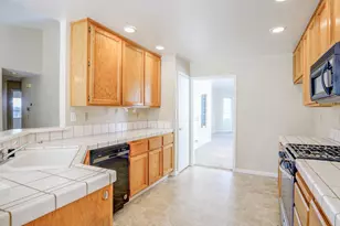 318 Drydock Ct, Vacaville, CA 95688 - Photo 3