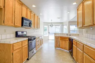 318 Drydock Ct, Vacaville, CA 95688 - Photo 5