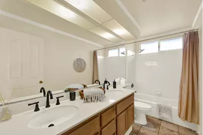 1055 Sandhurst Drive, Vallejo, CA 94591 - Photo 35