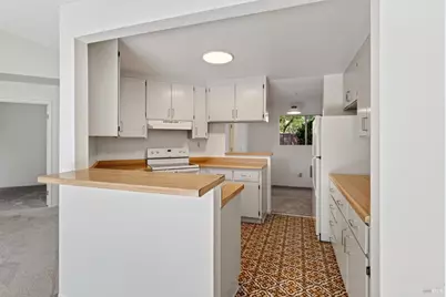 689 Racquet Club Circle, Rohnert Park, CA 94928 - Photo 7