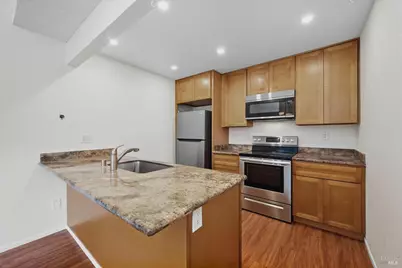 1012 Copeland Creek Drive, Rohnert Park, CA 94928 - Photo 5