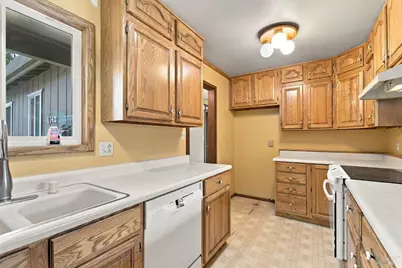 1142 Guaymas Street, Santa Rosa, CA 95401 - Photo 5