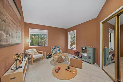 650 Wild Oak Drive, Santa Rosa, CA 95409 - Photo 17