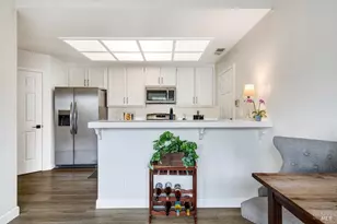 65 Mariners Cir, San Rafael, CA 94903 - Photo 15