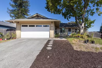 8886 Lancaster Drive, Rohnert Park, CA 94928 - Photo 29