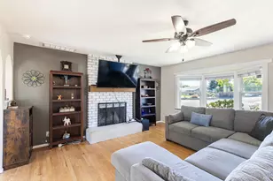 8886 Lancaster Dr, Rohnert Park, CA 94928 - Photo 9