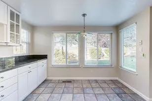 7305 Roxanne Ln, Rohnert Park, CA 94928 - Photo 17