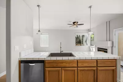 337 Sun Valley Way, Vacaville, CA 95688 - Photo 15