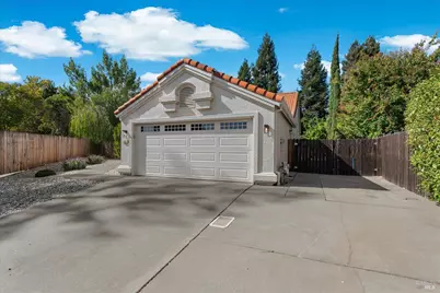337 Sun Valley Way, Vacaville, CA 95688 - Photo 3