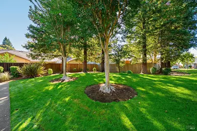 260 Usher Drive, Windsor, CA 95492 - Photo 27