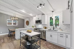 1421 Spruce Way, Healdsburg, CA 95448 - Photo 11