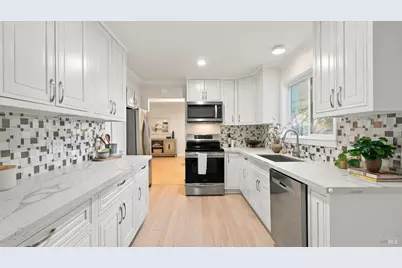 121 Verde Court, Petaluma, CA 94954 - Photo 15