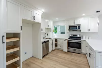 2625 Neotomas Avenue, Santa Rosa, CA 95405 - Photo 17