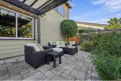 218 Saffron Court, Napa, CA 94559 - Photo 19