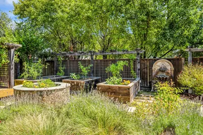 218 Saffron Court, Napa, CA 94559 - Photo 21