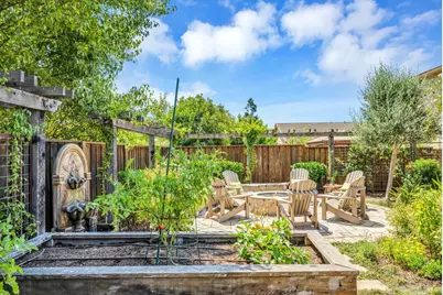 218 Saffron Court, Napa, CA 94559 - Photo 23