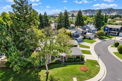 100 Old Glory Lane, Vacaville, CA 95687 - Photo 5