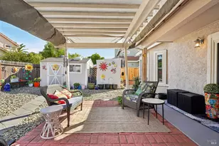 1102 Charter Ln, Fairfield, CA 94533 - Photo 3